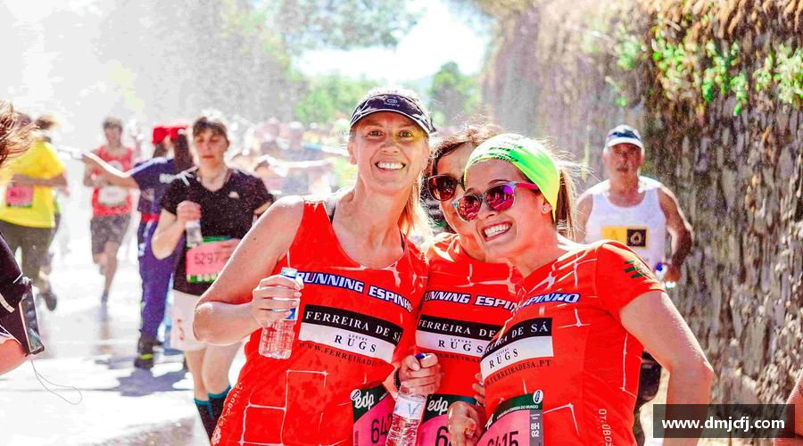 热血与坚持，战胜一切！